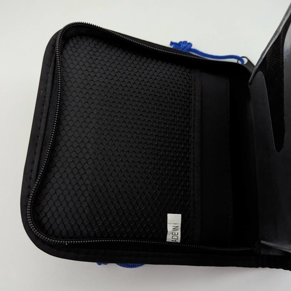 Black & Blue LHS Disc Case, 24 Capacity (for CD’s and DVD’s) - Movies, Games - Picture 6 of 7